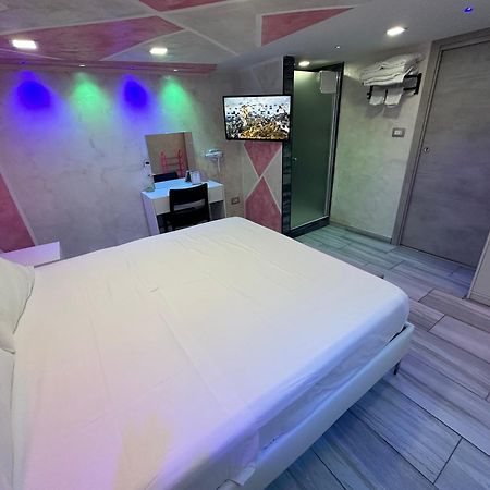 ホテル Clopat Vacanze2023 ナポリ エクステリア 写真